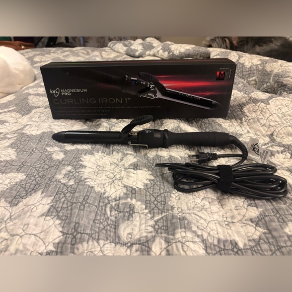 Ion Other - 1" Curling Iron - Black